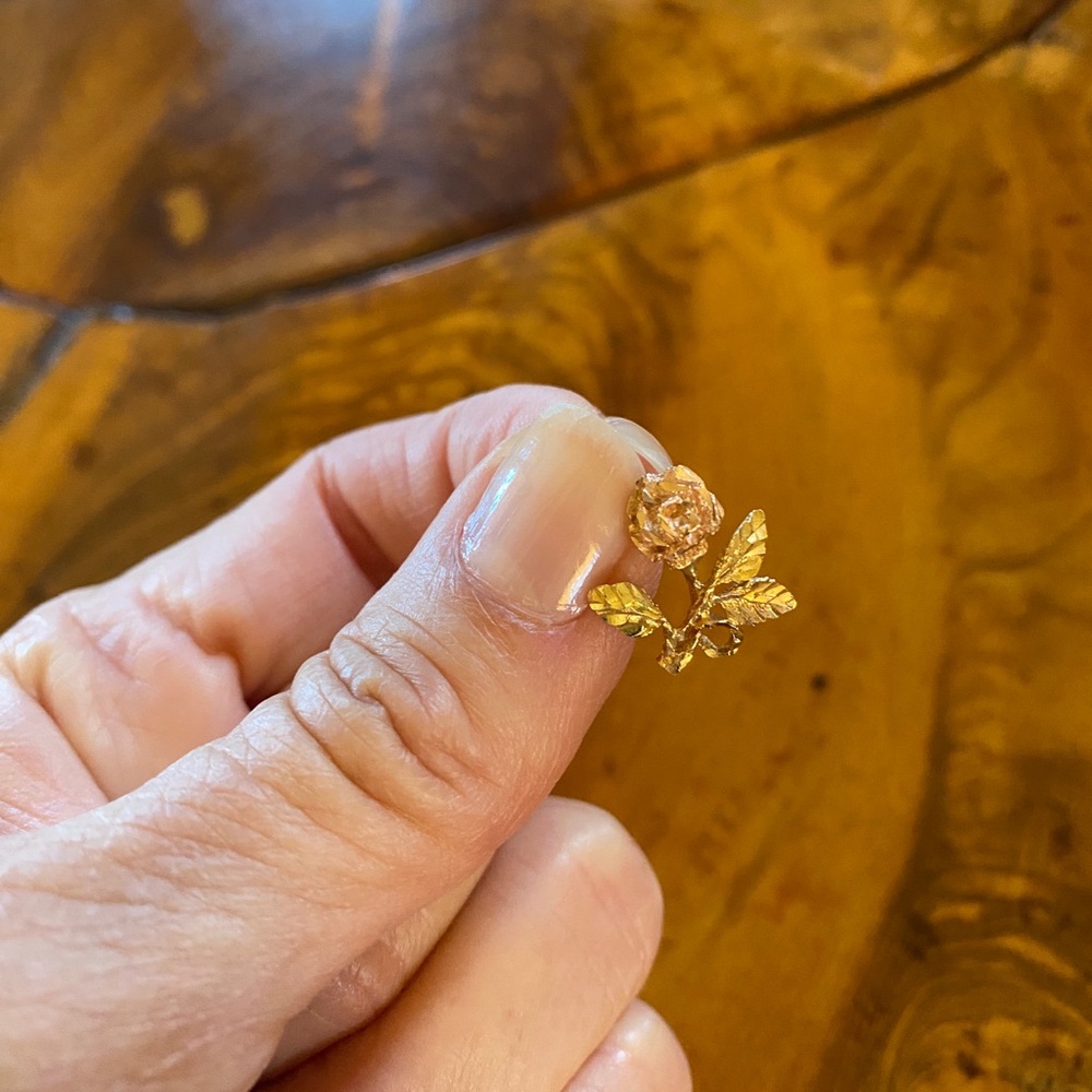 Vintage 14K Gold Rose Pendant Charm Black Hills Gold